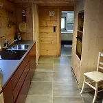 בית נופש Alpenchalet Piz Huesli *