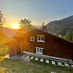 Feriehus Alpenchalet Piz Huesli *