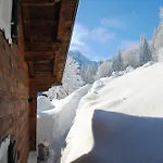 Alpenchalet Piz Huesli