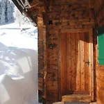 Feriehus Alpenchalet Piz Huesli *
