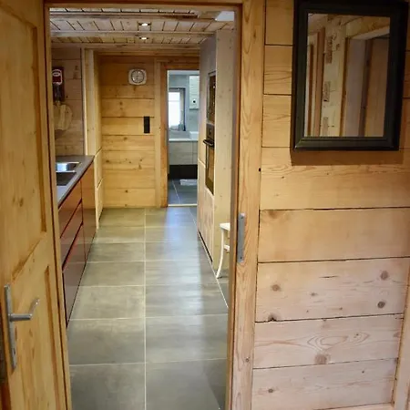 Alpenchalet Piz Huesli Vakantiehuis