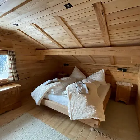 Alpenchalet Piz Huesli Casa de Férias *