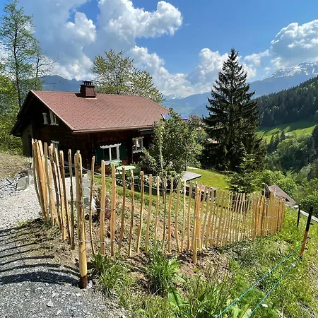 Alpenchalet Piz Huesli *